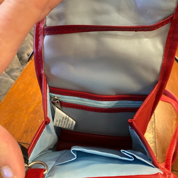 Travelon Mini Thin AntiTheft Red Crossbody EUC - Picture 3 of 10